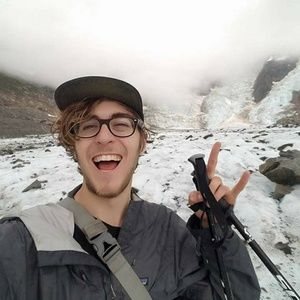 Meet your Posher, Alec